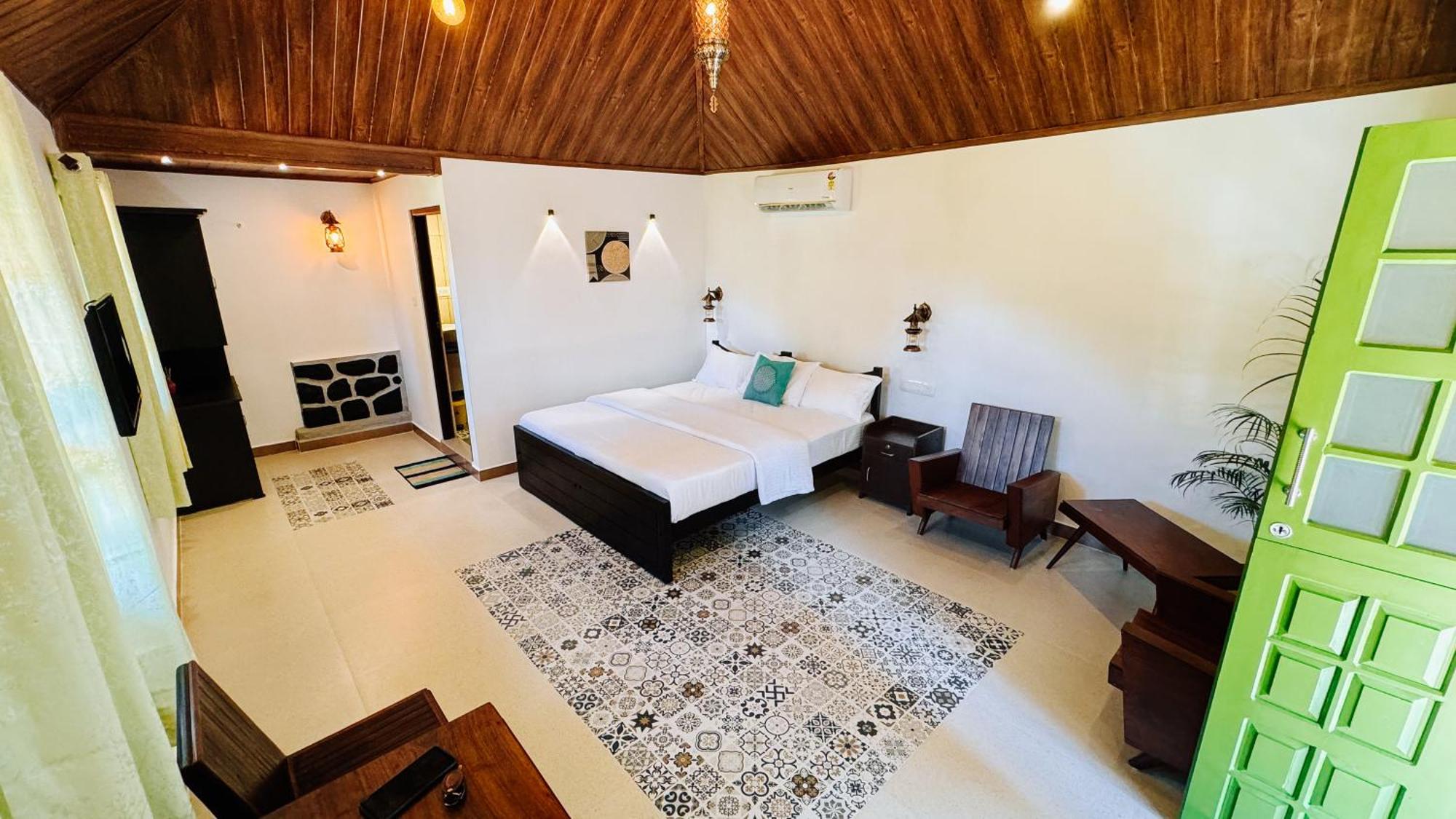 Calm Shack - 2 Bedroom-Boutique Farm Stay Мунар Екстериор снимка