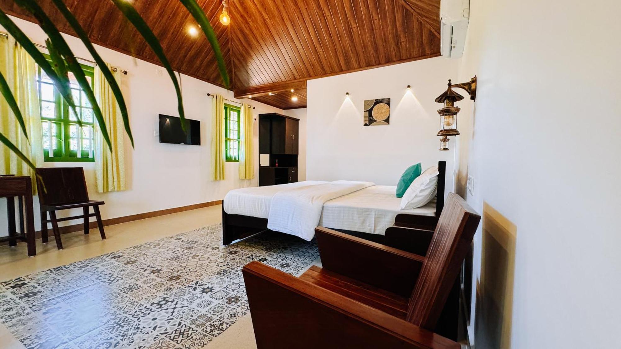 Calm Shack - 2 Bedroom-Boutique Farm Stay Мунар Екстериор снимка