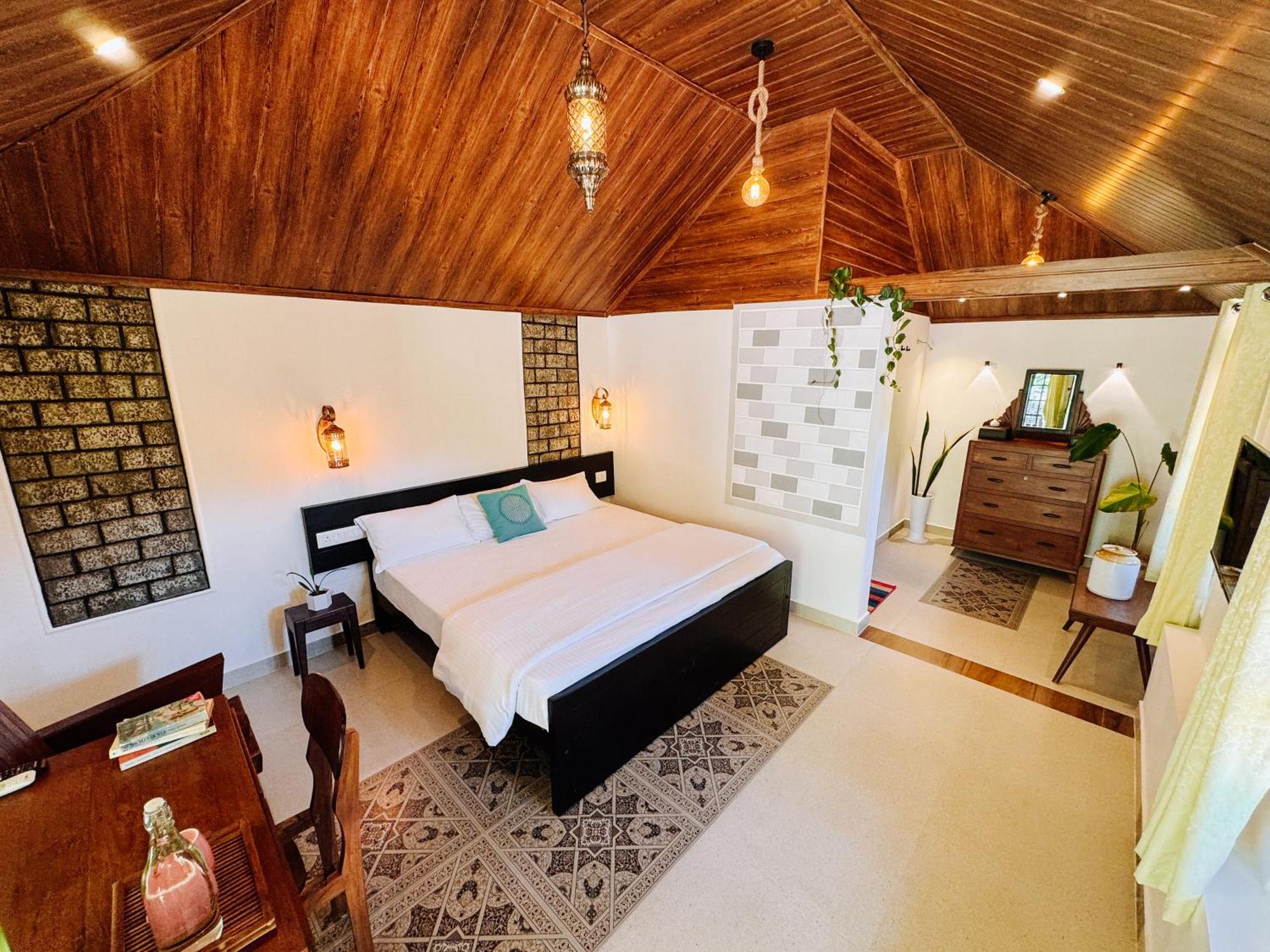 Calm Shack - 2 Bedroom-Boutique Farm Stay Мунар Екстериор снимка